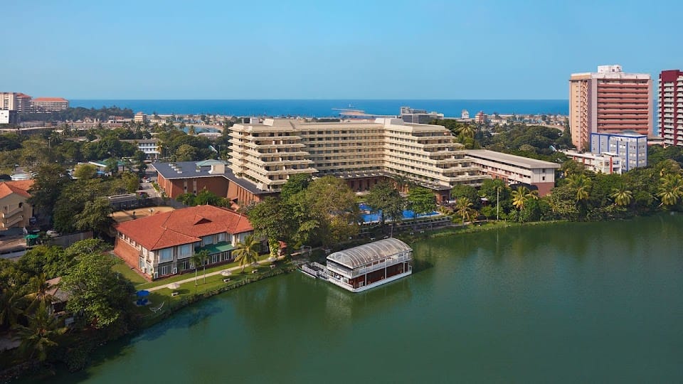 Cinnamon Lakeside Colombo — Best Value Hotel Birthday Parties