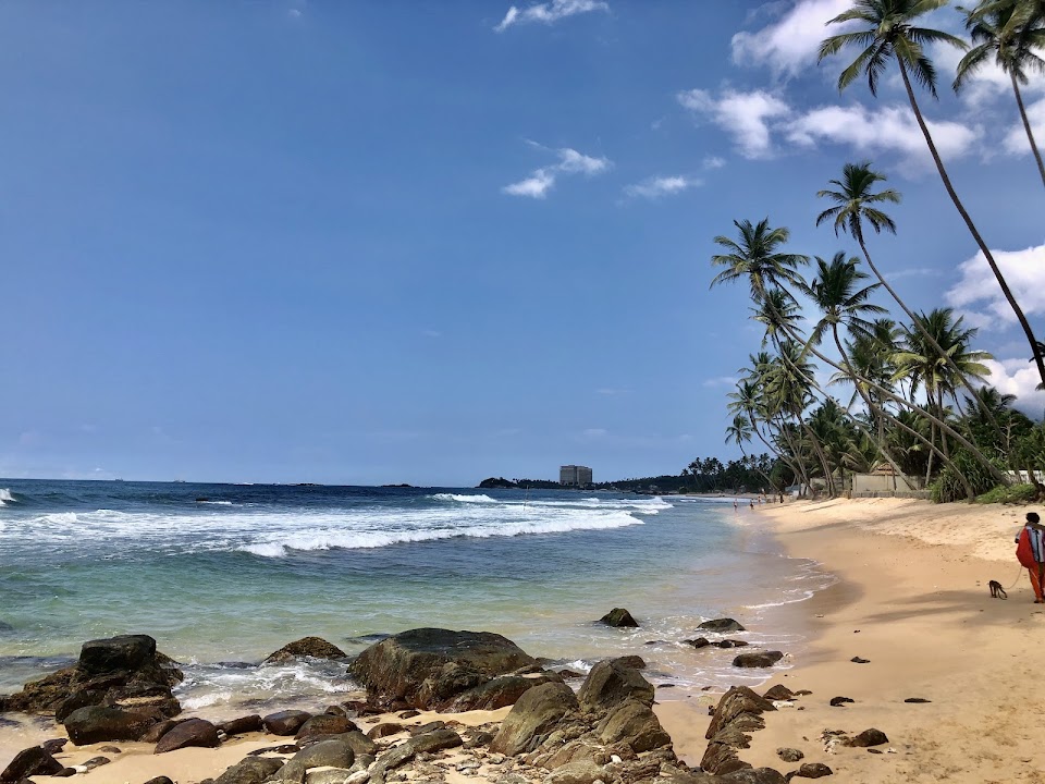 Dalawella Beach (Wijaya Beach)